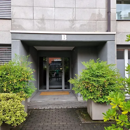 Tra E Monti Apartment *